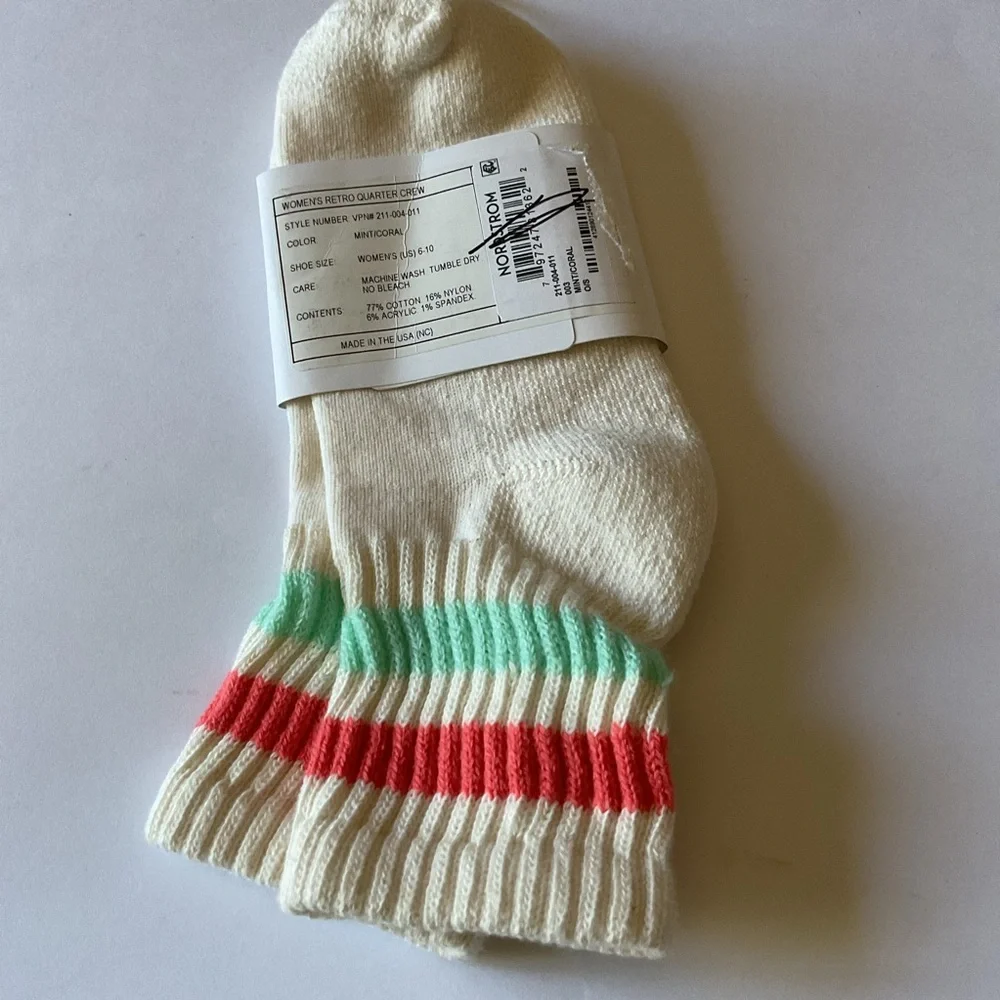 AMERICAN TRENCH WOMENS RETRO QUARTER CREW SOCKS MINT CORAL STRIPE OS NWT